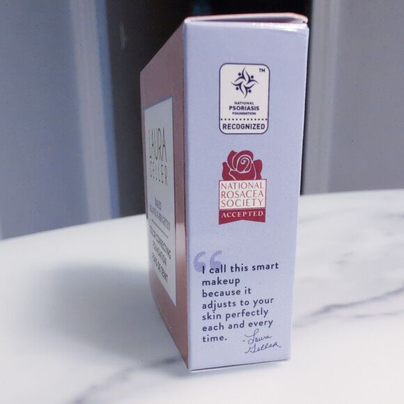 Laura Geller Baked Balance-N-Brighten Color Correcting Foundation Shade MEDIUM - Picture 4 of 5